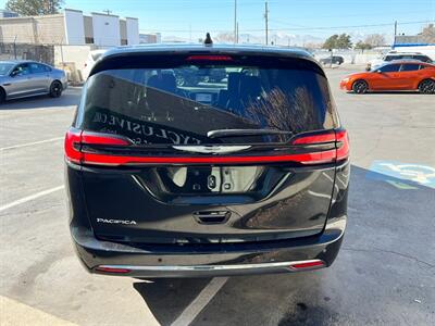 2023 Chrysler Pacifica Touring L   - Photo 6 - Salt Lake City, UT 84115