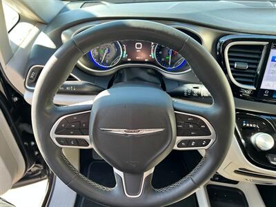 2023 Chrysler Pacifica Touring L   - Photo 30 - Salt Lake City, UT 84115