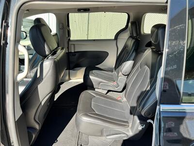 2023 Chrysler Pacifica Touring L   - Photo 19 - Salt Lake City, UT 84115