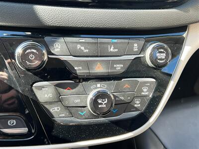 2023 Chrysler Pacifica Touring L   - Photo 33 - Salt Lake City, UT 84115