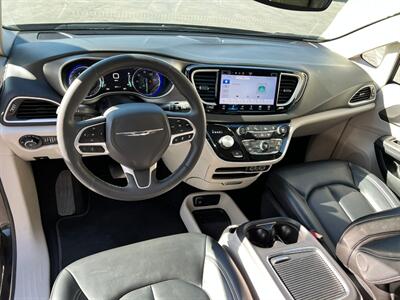 2023 Chrysler Pacifica Touring L   - Photo 22 - Salt Lake City, UT 84115
