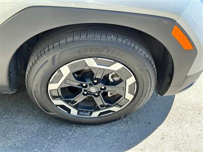 2025 Hyundai SANTA FE SEL   - Photo 10 - Salt Lake City, UT 84115