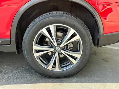 2017 Nissan Rogue SL - Photo 13 - Salt Lake City, UT 84115