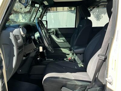 2016 Jeep Wrangler Unlimited Rubicon   - Photo 16 - Salt Lake City, UT 84115