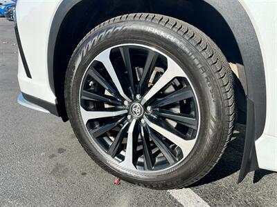 2022 Toyota Highlander XSE   - Photo 15 - Salt Lake City, UT 84115