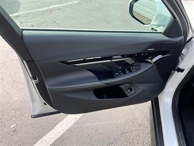 2025 BMW 5 Series 530i xDrive - Photo 21 - Salt Lake City, UT 84115