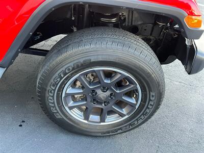 2020 Jeep Wrangler Unlimited Sahara   - Photo 11 - Salt Lake City, UT 84115
