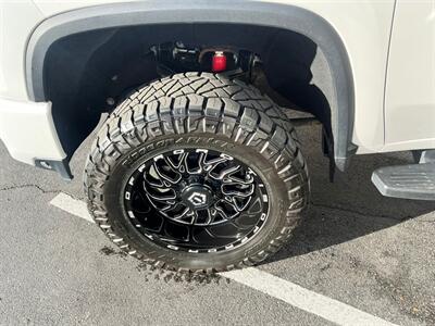 2020 Chevrolet Silverado 3500HD High Country   - Photo 18 - Salt Lake City, UT 84115