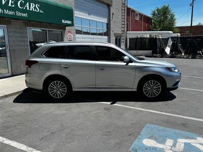 2019 Mitsubishi Outlander PHEV SEL - Photo 8 - Salt Lake City, UT 84115