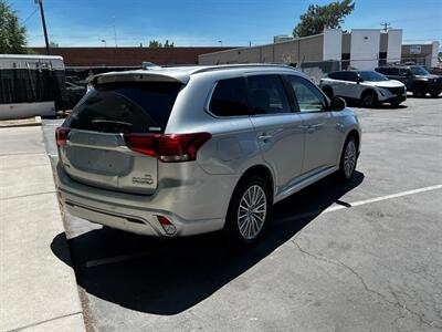 2019 Mitsubishi Outlander PHEV SEL - Photo 7 - Salt Lake City, UT 84115