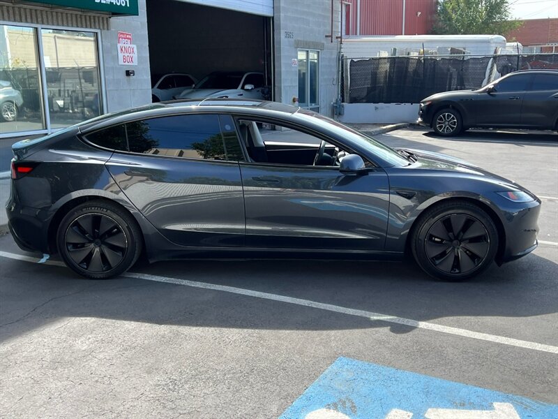 2024 Tesla Model 3 Long Range photo 5