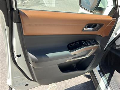 2024 Nissan Pathfinder Platinum   - Photo 19 - Salt Lake City, UT 84115