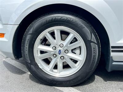 2007 Ford Mustang V6 Deluxe   - Photo 13 - Salt Lake City, UT 84115