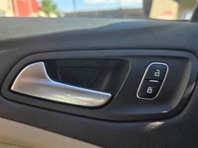 2018 Ford Escape SEL   - Photo 15 - Salt Lake City, UT 84115