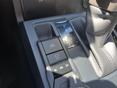 2025 Toyota Tacoma SR5   - Photo 35 - Salt Lake City, UT 84115