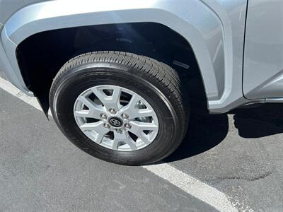 2025 Toyota Tacoma SR5   - Photo 14 - Salt Lake City, UT 84115