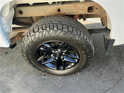 2021 Chevrolet Silverado 1500 Custom Trail Boss   - Photo 12 - Salt Lake City, UT 84115