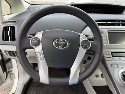 2014 Toyota Prius One   - Photo 12 - Reseda, CA 91335