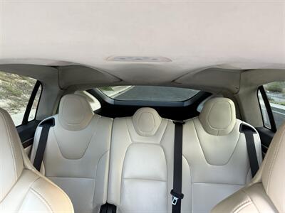 2017 Tesla Model X 100D   - Photo 31 - Reseda, CA 91335