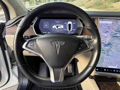 2017 Tesla Model X 100D   - Photo 23 - Reseda, CA 91335