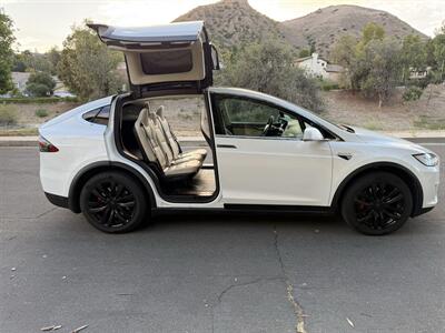 2017 Tesla Model X 100D   - Photo 14 - Reseda, CA 91335