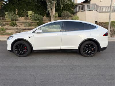 2017 Tesla Model X 100D   - Photo 4 - Reseda, CA 91335