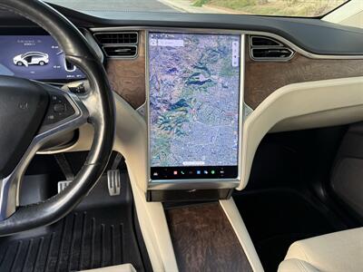 2017 Tesla Model X 100D   - Photo 24 - Reseda, CA 91335