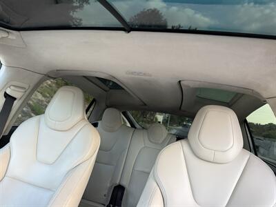 2017 Tesla Model X 100D   - Photo 32 - Reseda, CA 91335