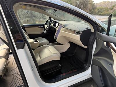 2017 Tesla Model X 100D   - Photo 20 - Reseda, CA 91335