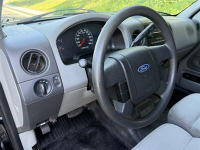 2004 Ford F-150 STX   - Photo 15 - Reseda, CA 91335