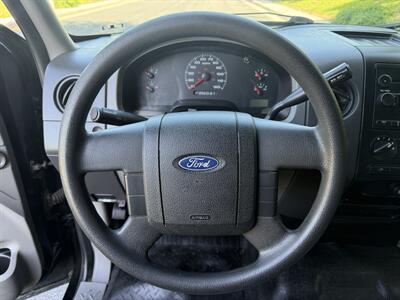 2004 Ford F-150 STX   - Photo 16 - Reseda, CA 91335