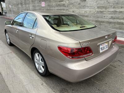 2005 Lexus ES 330   - Photo 5 - Reseda, CA 91335