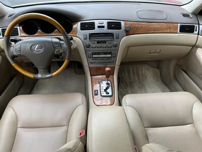 2005 Lexus ES 330   - Photo 10 - Reseda, CA 91335