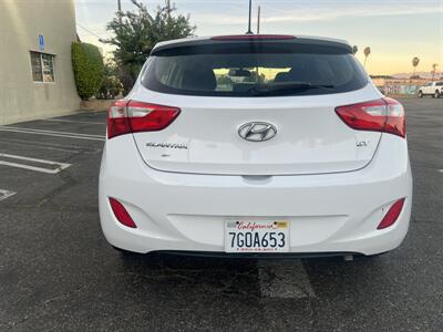 2014 Hyundai Elantra GT   - Photo 6 - Reseda, CA 91335