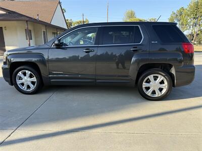 2017 GMC Terrain SLE-1   - Photo 4 - Reseda, CA 91335