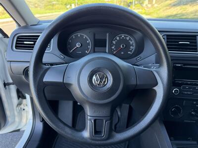 2014 Volkswagen Jetta S   - Photo 16 - Reseda, CA 91335