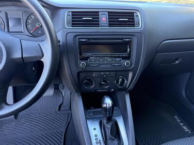 2014 Volkswagen Jetta S   - Photo 17 - Reseda, CA 91335