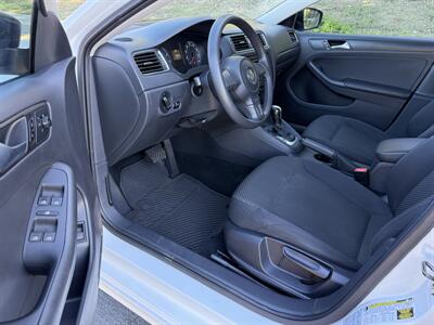 2014 Volkswagen Jetta S   - Photo 14 - Reseda, CA 91335