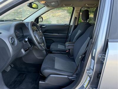 2016 Jeep Compass Sport   - Photo 10 - Reseda, CA 91335