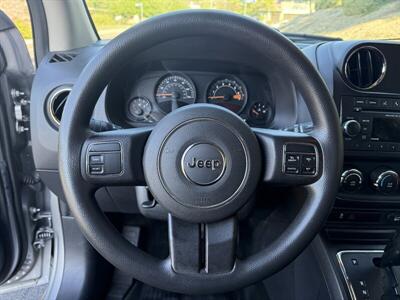 2016 Jeep Compass Sport   - Photo 14 - Reseda, CA 91335