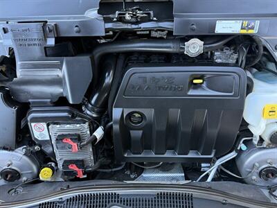 2016 Jeep Compass Sport   - Photo 28 - Reseda, CA 91335