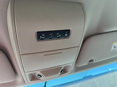 2012 Chrysler Town & Country Touring   - Photo 32 - Reseda, CA 91335