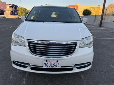 2012 Chrysler Town & Country Touring   - Photo 2 - Reseda, CA 91335