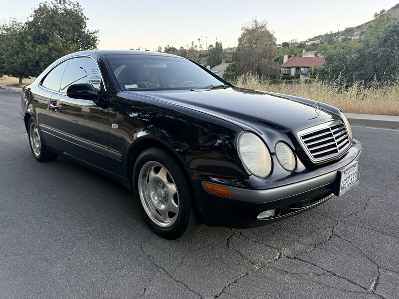 1999 Mercedes-Benz CLK 320   - Photo 1 - Reseda, CA 91335