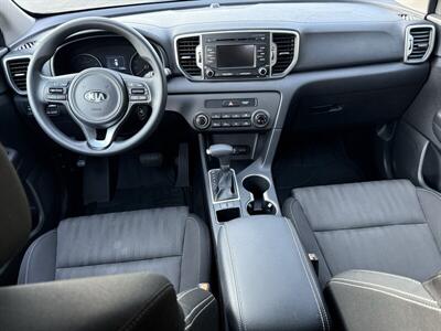 2017 Kia Sportage LX   - Photo 14 - Reseda, CA 91335
