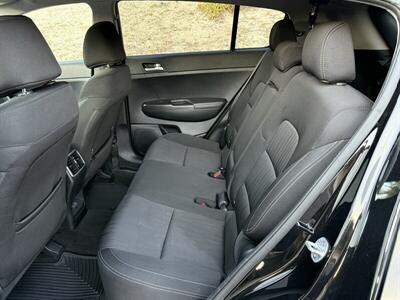 2017 Kia Sportage LX   - Photo 15 - Reseda, CA 91335