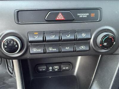 2017 Kia Sportage LX   - Photo 27 - Reseda, CA 91335