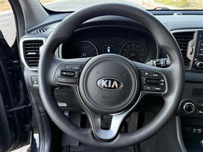 2017 Kia Sportage LX   - Photo 24 - Reseda, CA 91335