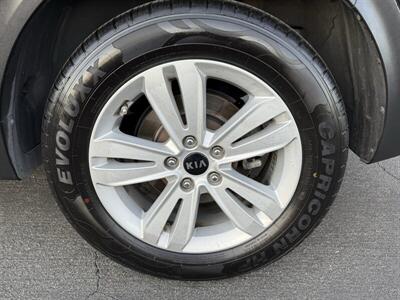 2017 Kia Sportage LX   - Photo 11 - Reseda, CA 91335