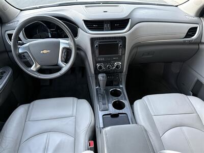 2013 Chevrolet Traverse LT   - Photo 17 - Reseda, CA 91335